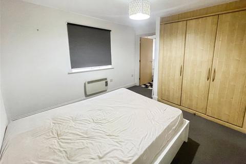 2 bedroom flat for sale, Manor Gardens Close, Leicestershire LE11