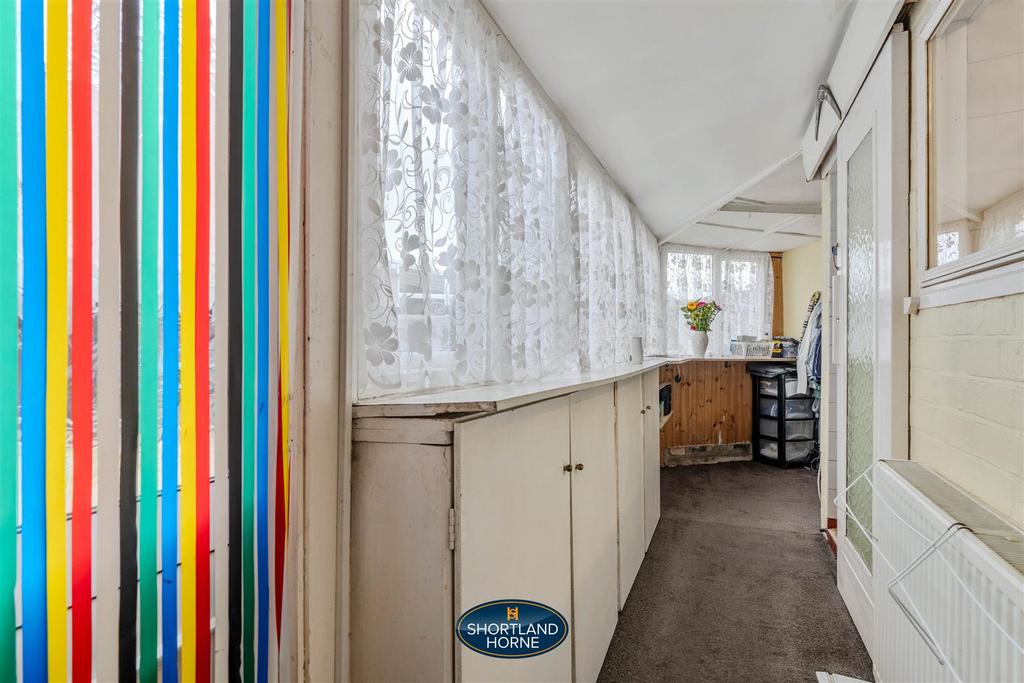 Lean-to