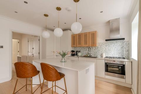 2 bedroom flat for sale, Upland Road, East Dulwich, London, SE22