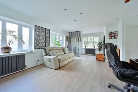 undefined, Toms Lane, Kings Langley, Hemel Hempstead, Kings Langley, WD4
