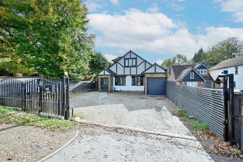 undefined, Toms Lane, Kings Langley, Hemel Hempstead, Kings Langley, WD4