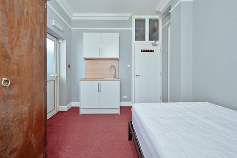undefined, Bushey, Bushey, WD23