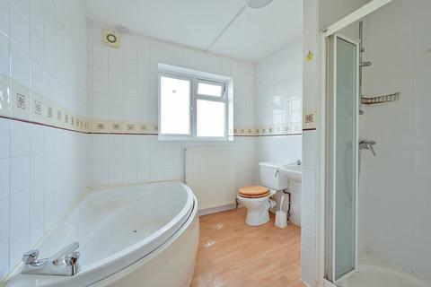 undefined, Bushey, Bushey, WD23