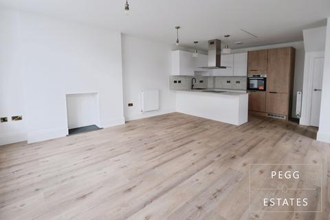 2 bedroom end of terrace house for sale, Babbacombe Road, Torquay