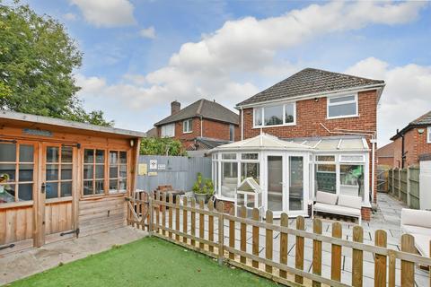 3 bedroom detached house for sale, Cheetham Avenue, Unstone, Dronfield, Derbyshire, S18