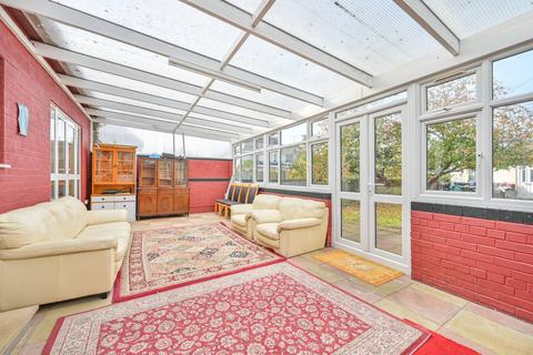 4 bedroom semi-detached house for sale, Norton Road, Wembley, HA0