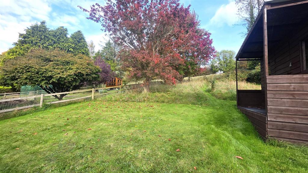 Rear Gardens 2.jpg