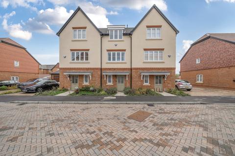 Denning Drive, Warfield, Bracknell