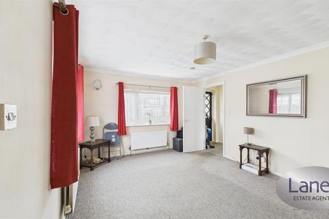 undefined, Tynemouth Drive, Enfield, EN1