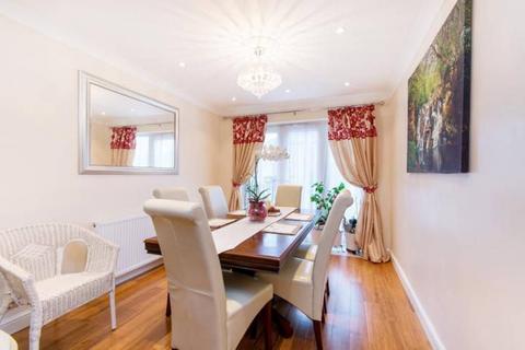 undefined, Bond Road, Mitcham, CR4