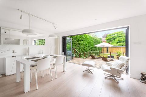 undefined, Agars Place, Datchet, Slough, SL3