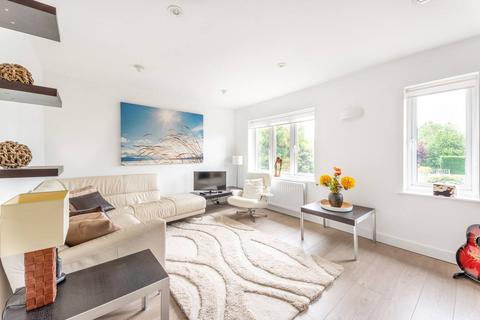 undefined, Agars Place, Datchet, Slough, SL3
