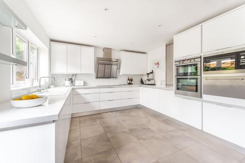 Agars Place, Datchet, Slough, SL3