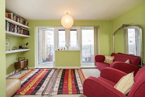 1 bedroom flat for sale, Richmond Road, Hackney, London, E8