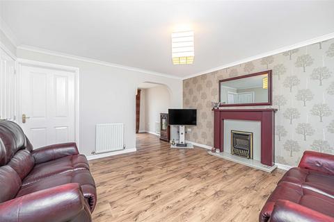 undefined, 39 Petrel Way, Dunfermline, KY11 8GY