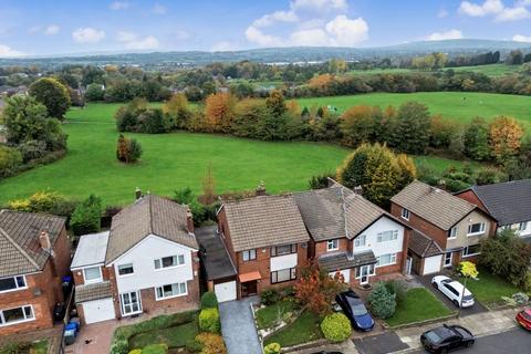 Burndale Drive, Bury, BL9