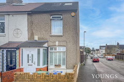 4 bedroom end of terrace house for sale, Arthur Street, Grays, RM17