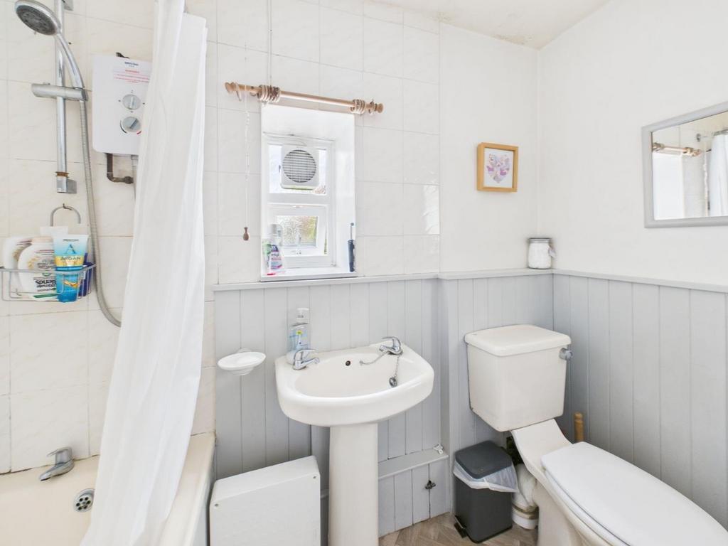 CAM04169 G0-PR0151-STILL015.jpg