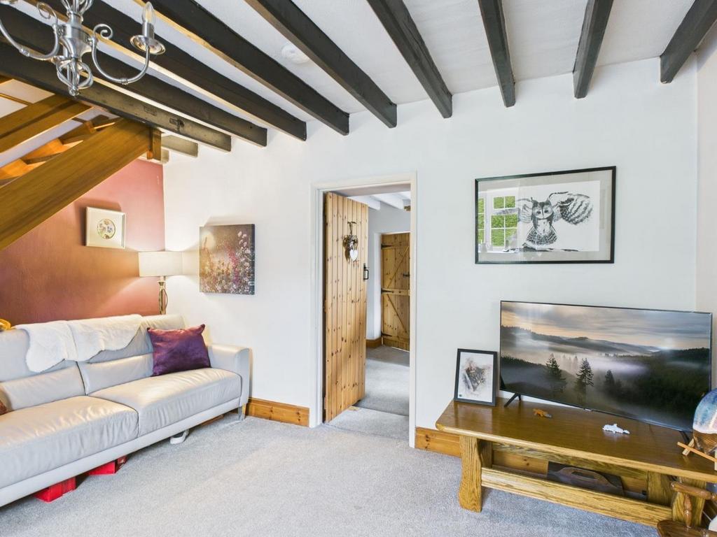 CAM04169 G0-PR0151-STILL008.jpg