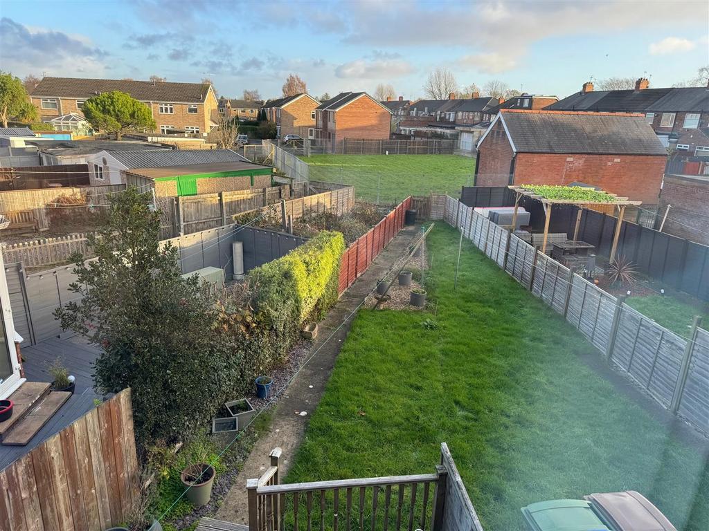 12 trafford garden 3.jpg