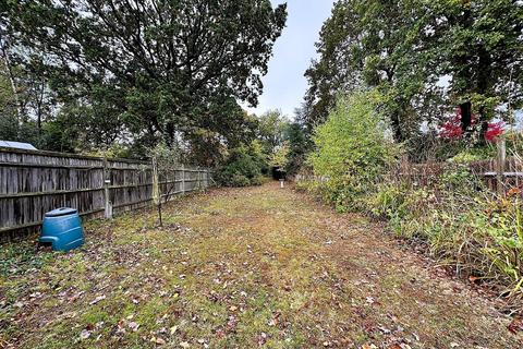 9 Woodland Way, Petts Wood, Orpington, BR5 1NB
