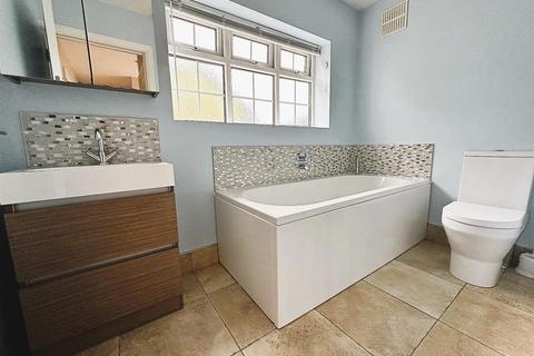 9 Woodland Way, Petts Wood, Orpington, BR5 1NB