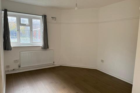 2 bedroom flat to rent, Ernest Street, London, E1