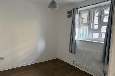 2 bedroom flat to rent, Ernest Street, London, E1