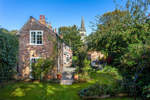 3 bedroom semi-detached house for sale, Church Lane, York YO32