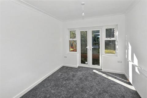 3 bedroom semi-detached house for sale, Bracken Edge, Leeds, West Yorkshire