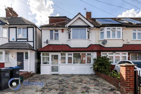 undefined, Chestnut Grove, Mitcham, CR4 1RE