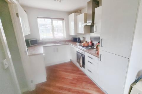 2 bedroom semi-detached house for sale, Cheapside West, Rayleigh, Essex, SS6