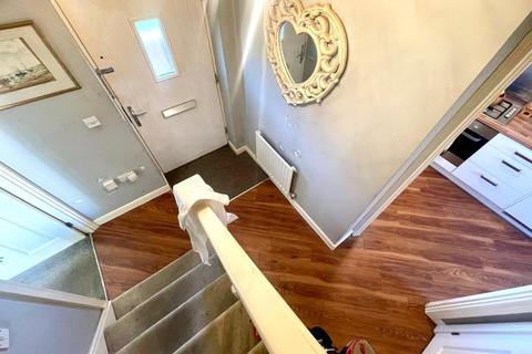 2 bedroom semi-detached house for sale, Cheapside West, Rayleigh, Essex, SS6