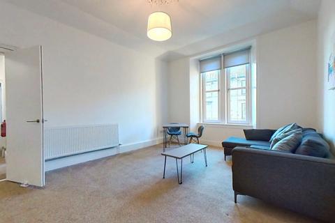 3 bedroom flat to rent, Dumbarton Road, Glasgow, G11