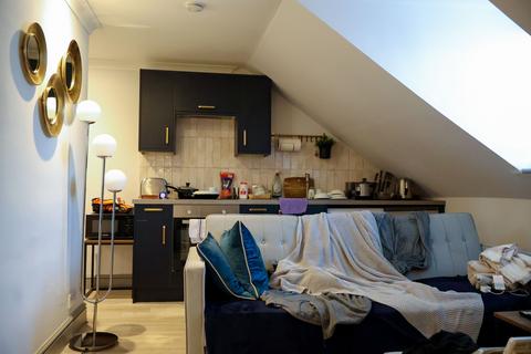 5 bedroom terraced house for sale, Zinzan Street, Reading RG1
