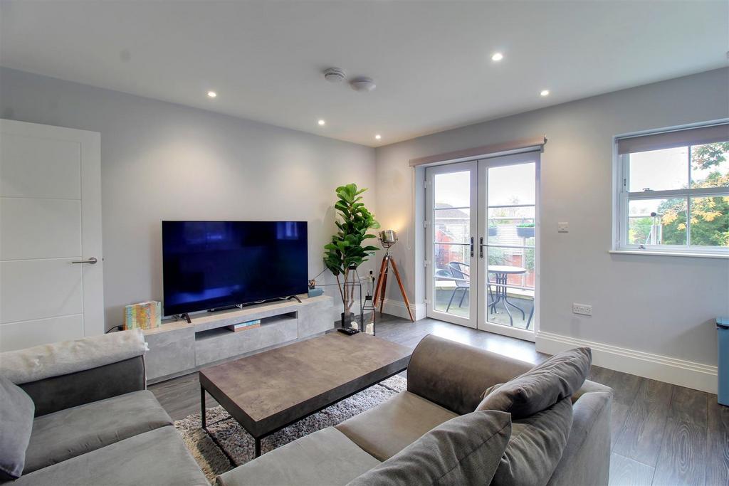 IMG 9973-IMG 9975.jpg