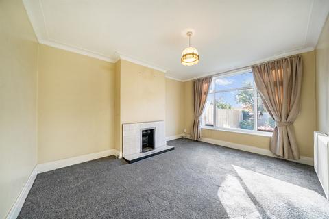 3 bedroom semi-detached house for sale, West Park Drive West, Roundhay