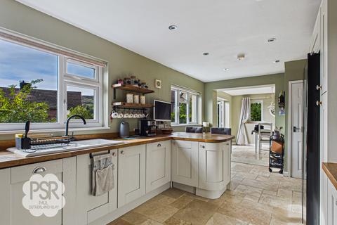 4 bedroom property for sale, Belgrade Avenue, Chinley, SK23