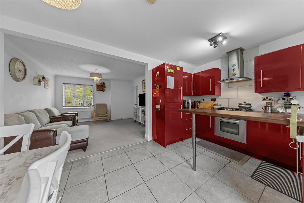 54 Hartland Ave Web19.jpg