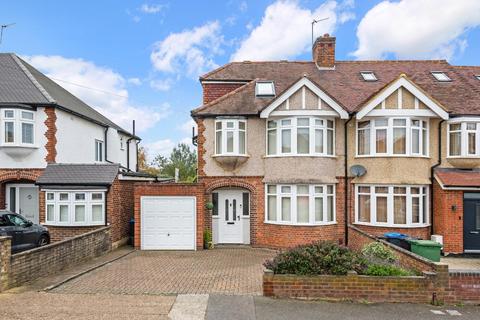 undefined, Bolton Road, Chessington