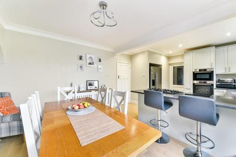 undefined, Bolton Road, Chessington
