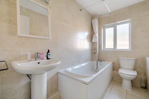 3 bedroom detached house for sale, Harvest Close, Winchester, SO22