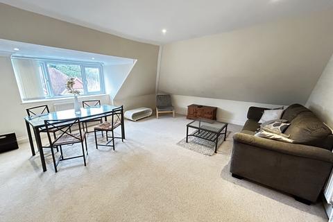 2 bedroom apartment to rent, Studland Road, Bournemouth BH4