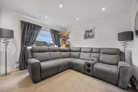 undefined, Nant-y-Mynydd, Pontypridd CF37
