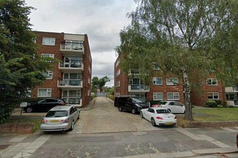 undefined, Etchingham Park Road, London N3