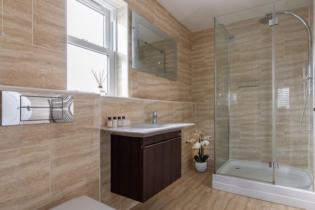 Bedroom Three Ensuite