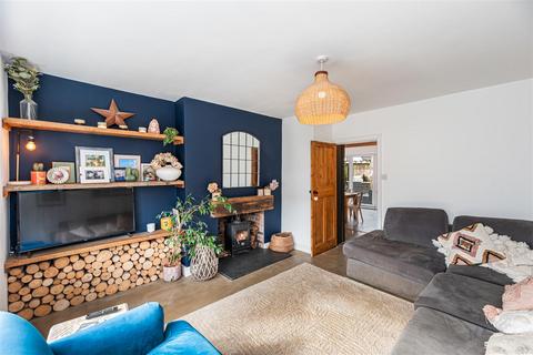 4 Deepslade Close, Southgate, Swansea, SA3 2DQ