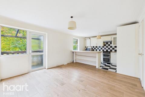 undefined, Maple Road, Hayes