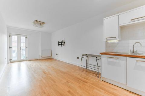 undefined, Woodside Green, South Norwood, London, SE25