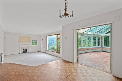 4 bedroom detached house for sale, 12  Ravelston House Road, Edinburgh, EH4 3LW